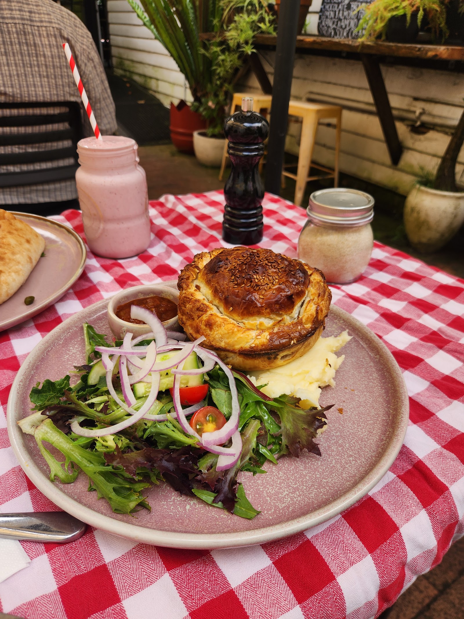 레드 도어 카페