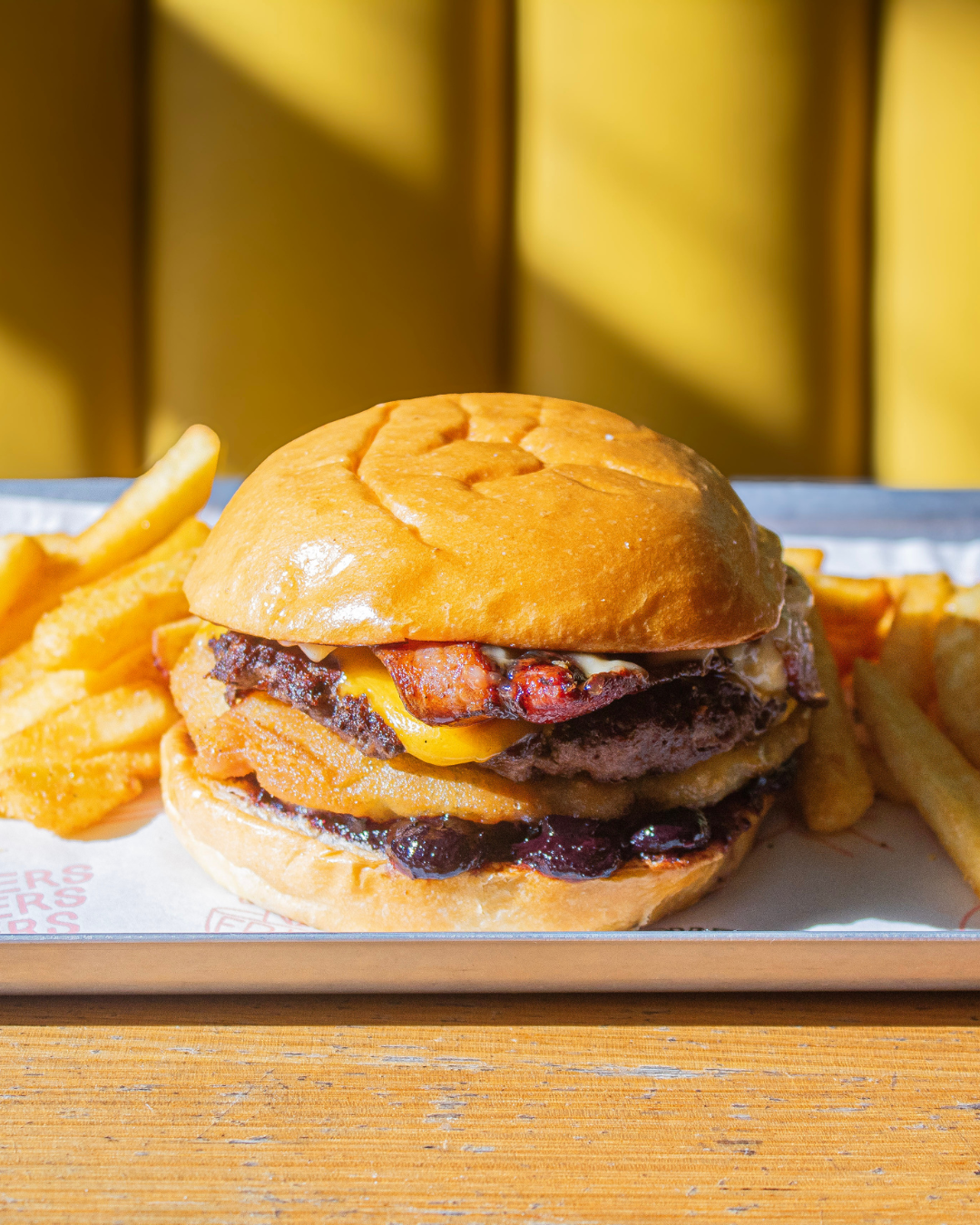 히즈 보이 엘로이