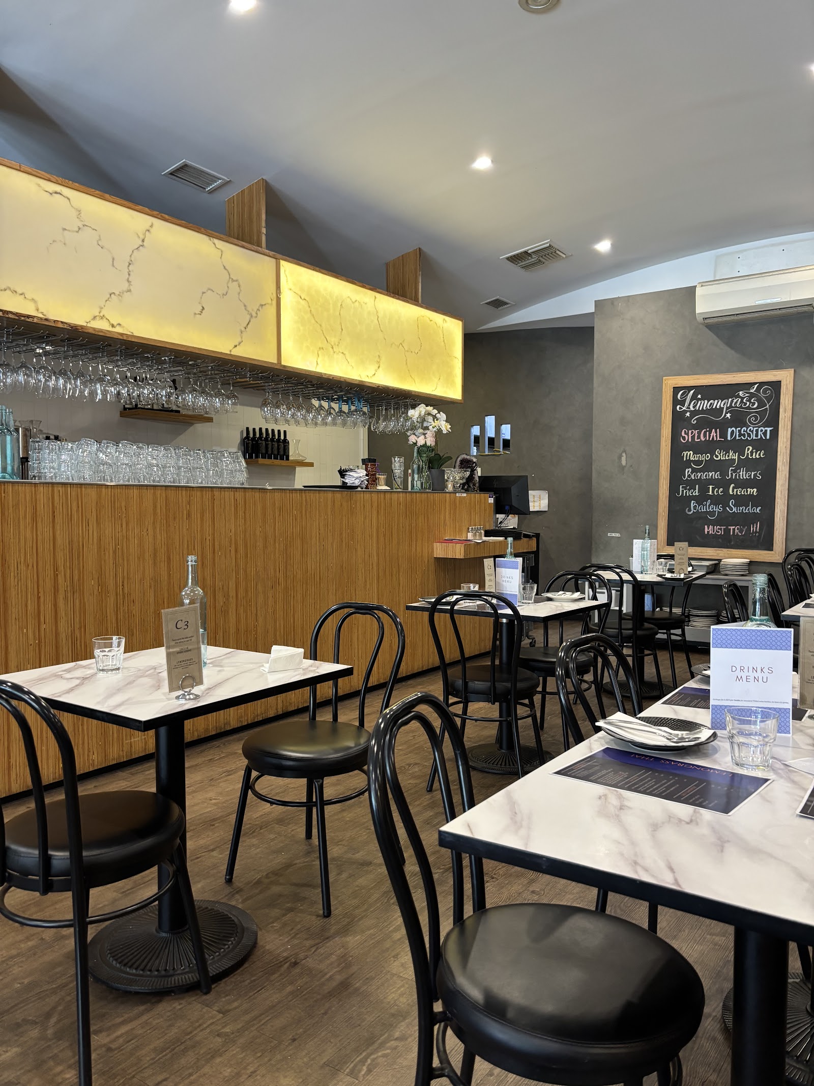 레몬그라스 타이 비스트로