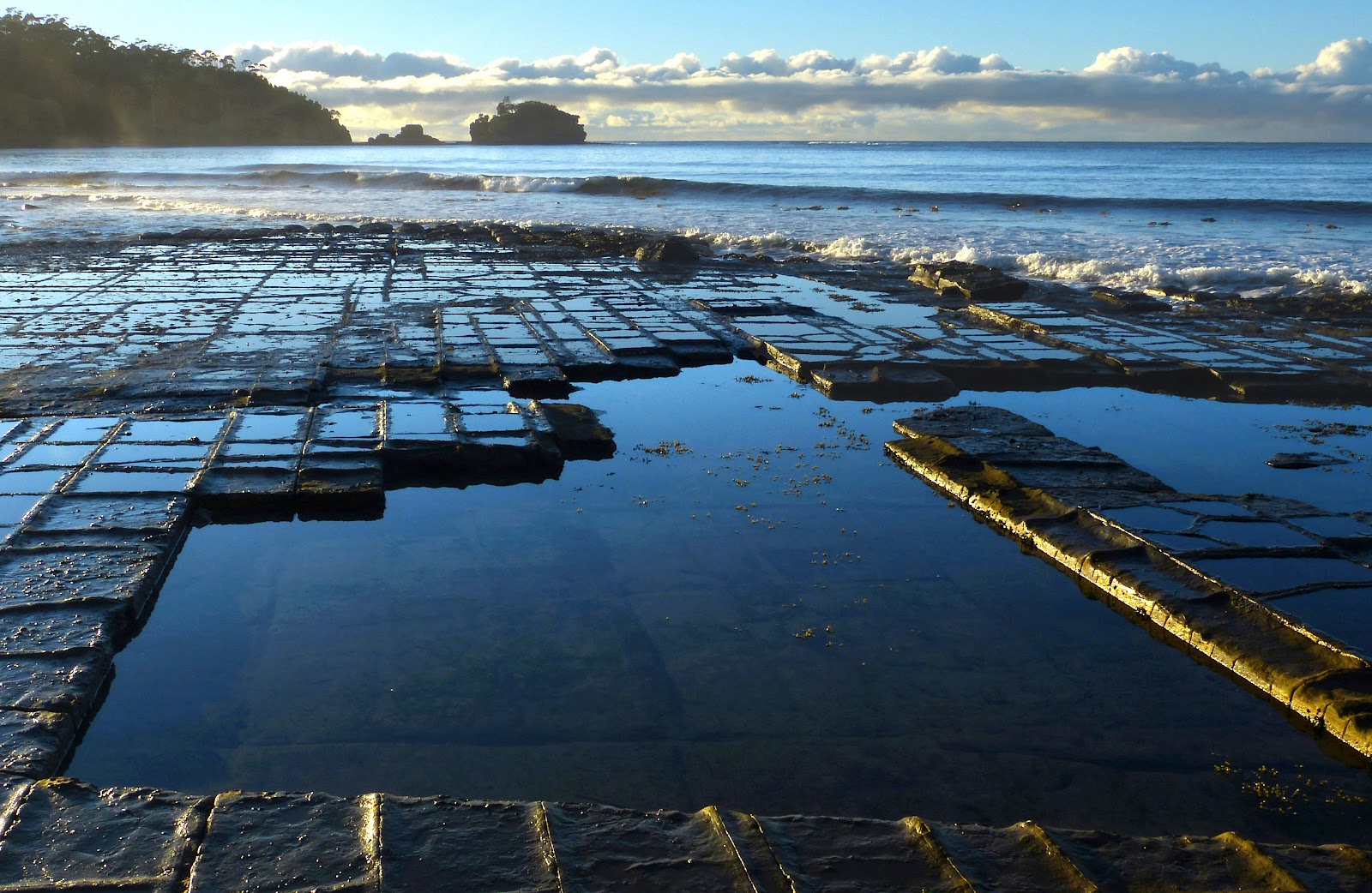 테셀레이티드 페이브먼트