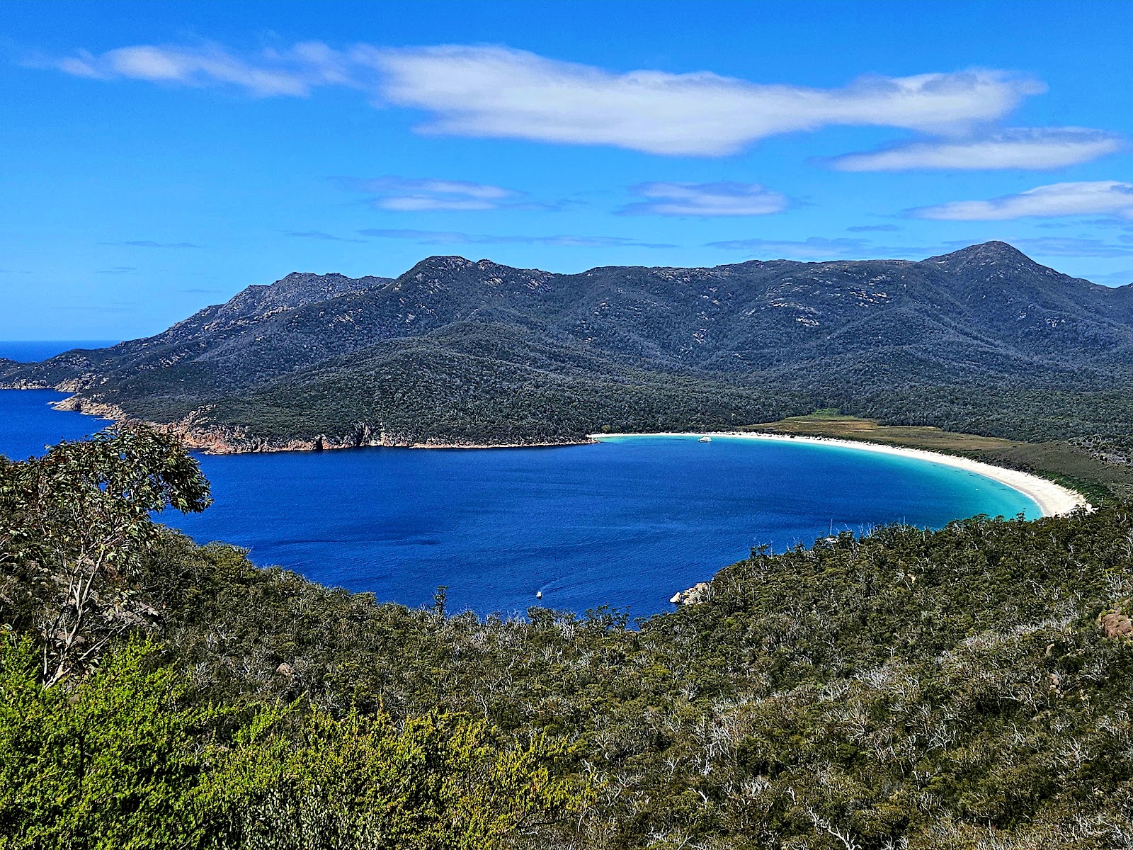 와인글래스 베이 전망대
