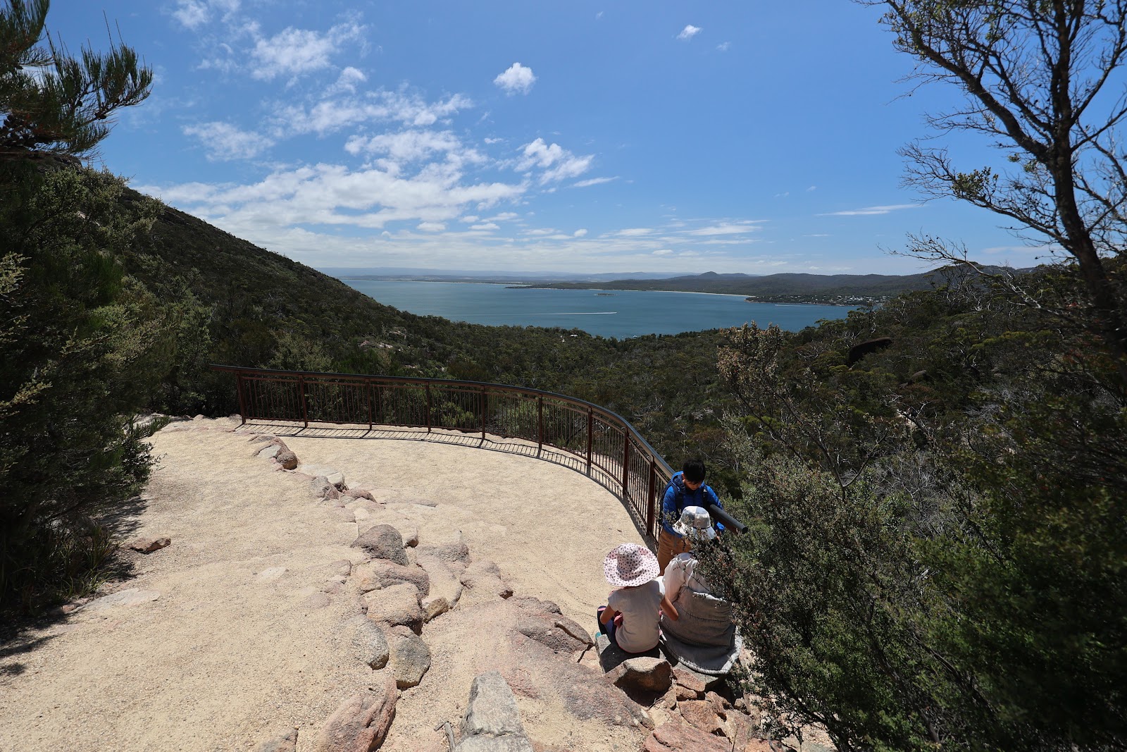 와인글래스 베이 전망대