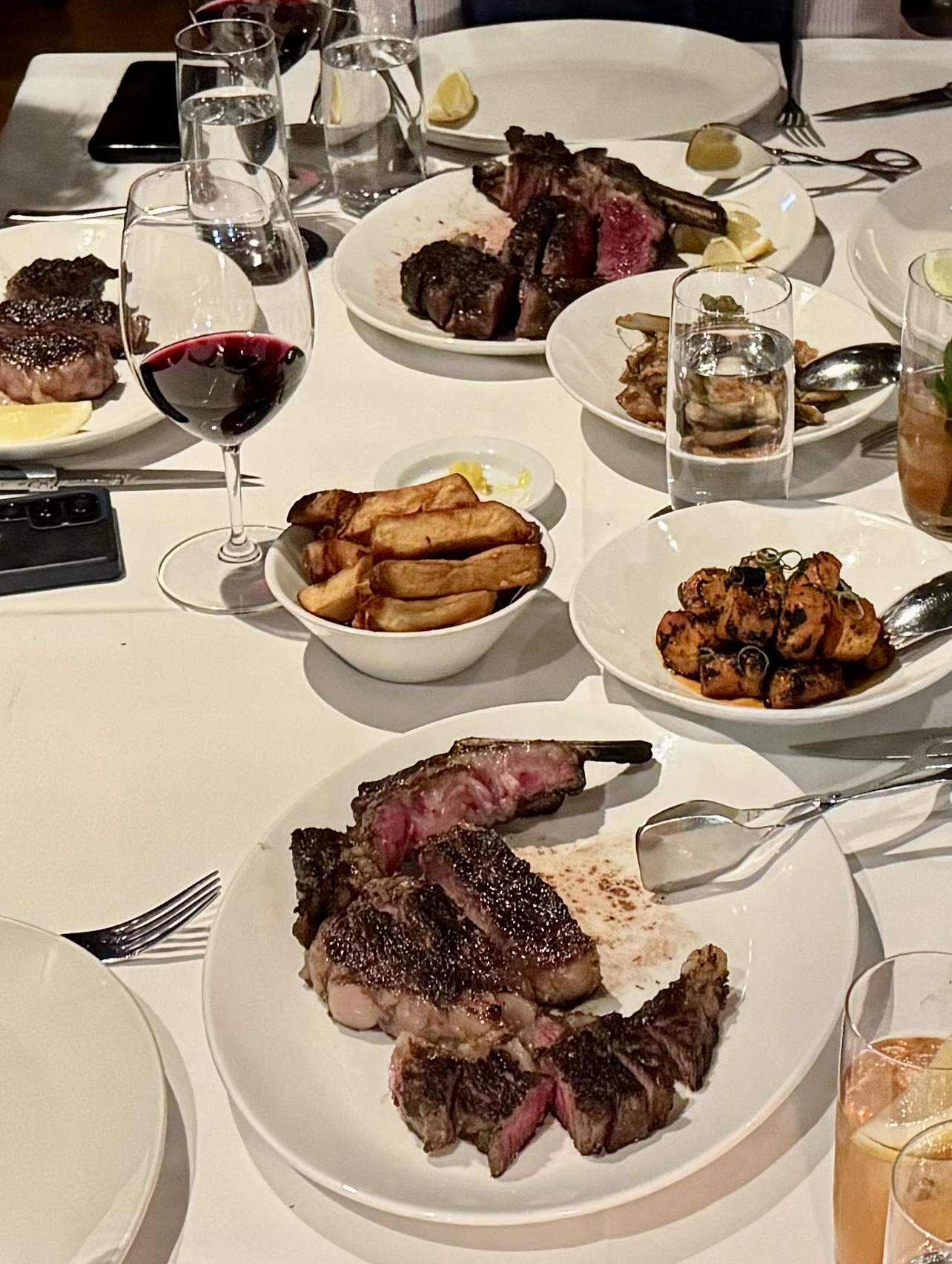 록풀 바 앤 그릴