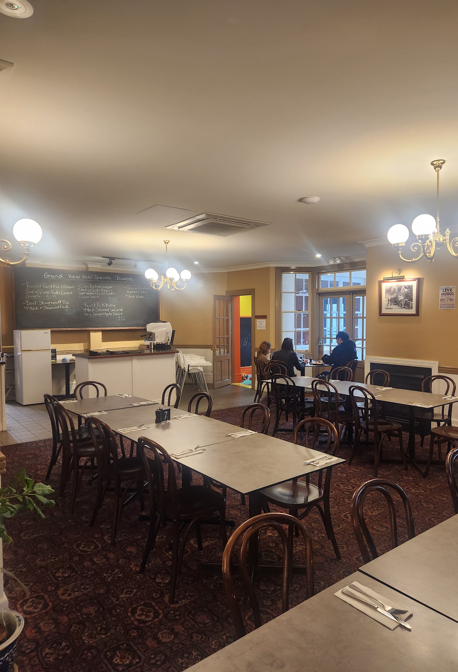 Bistro at The Grand View Hotel