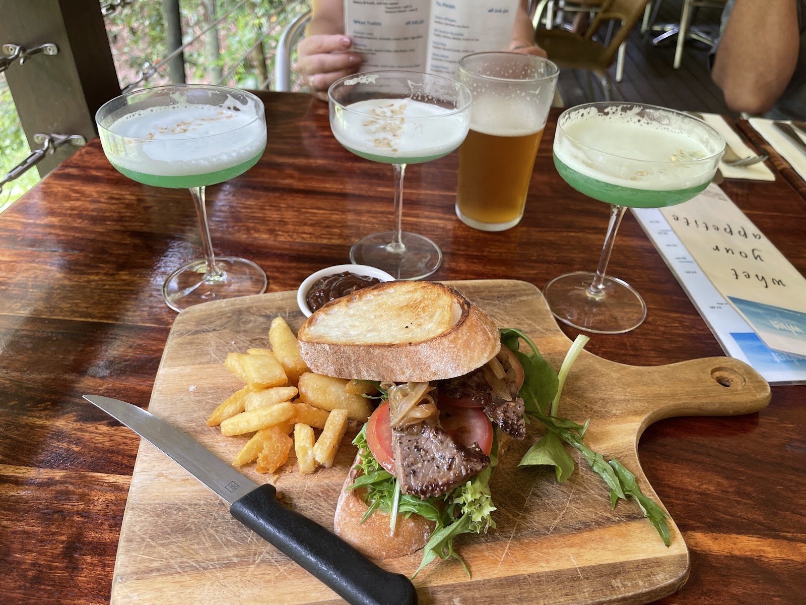 WHET Cafe Bar Restaurant