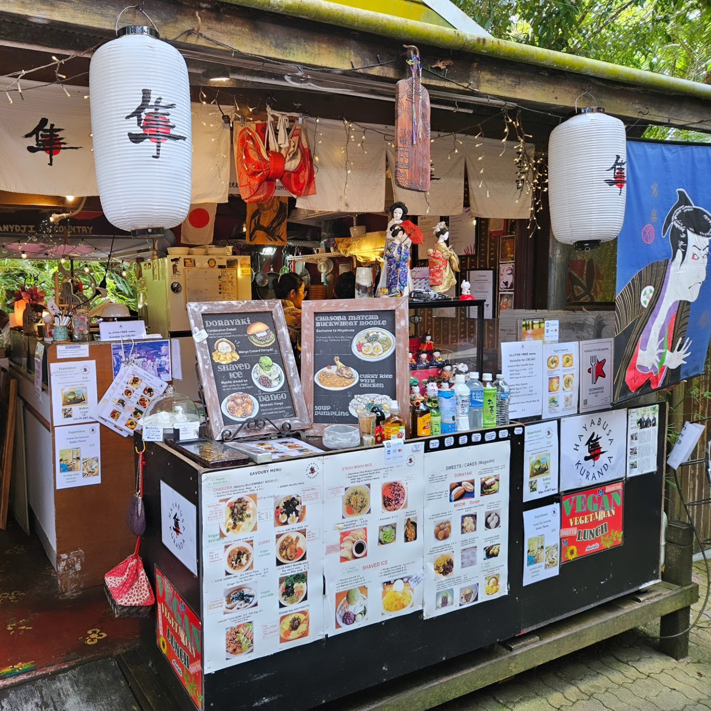 Hayabusa of Kuranda Japanese Lunch/Sweets, Kimono & Tea Ceremony Experience