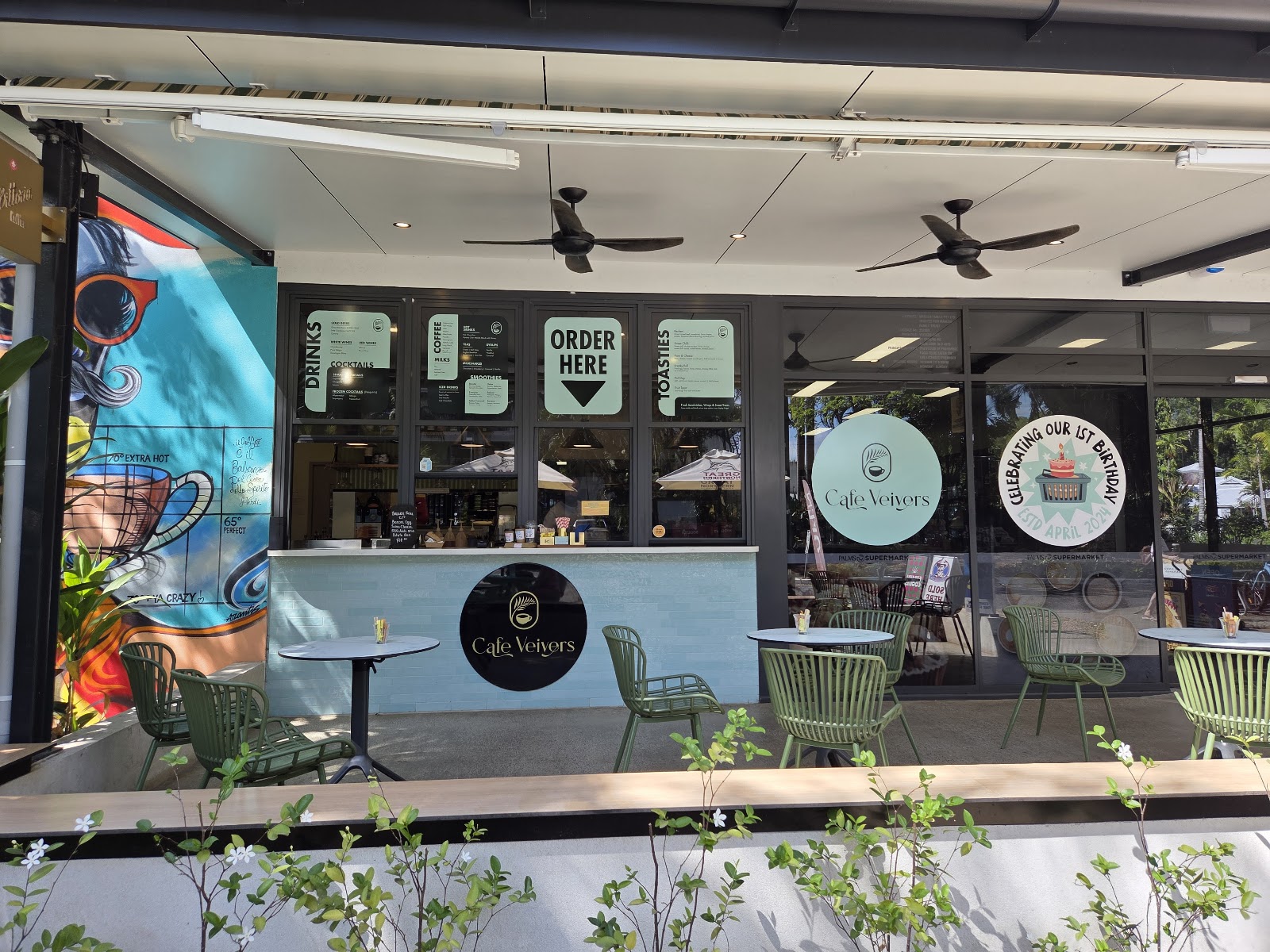 Cafe Veivers (Palm Cove)