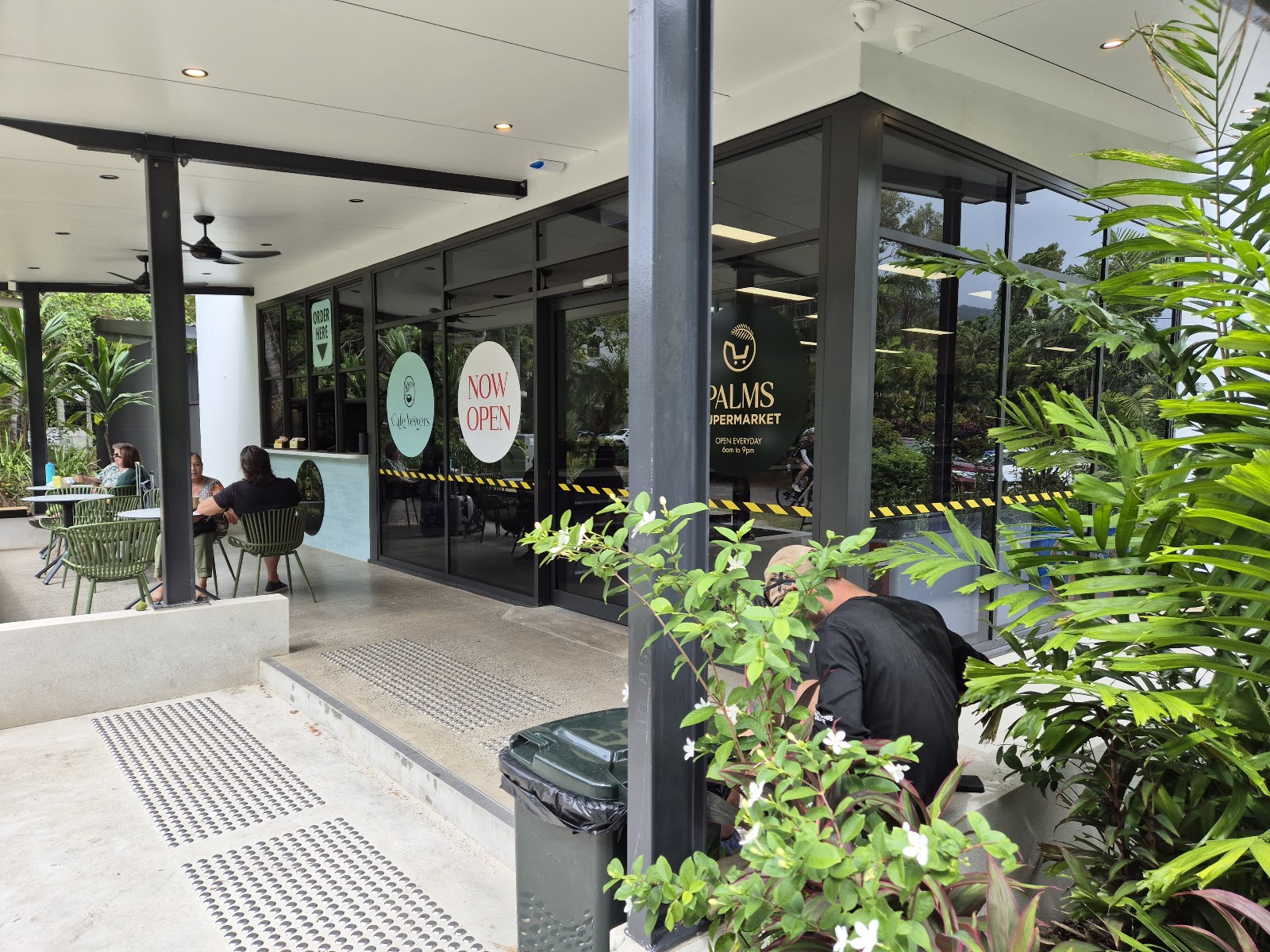 Cafe Veivers (Palm Cove)