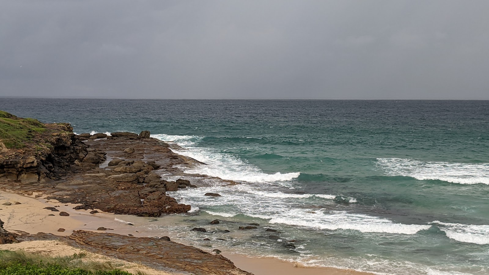 울릉공 시티 비치
