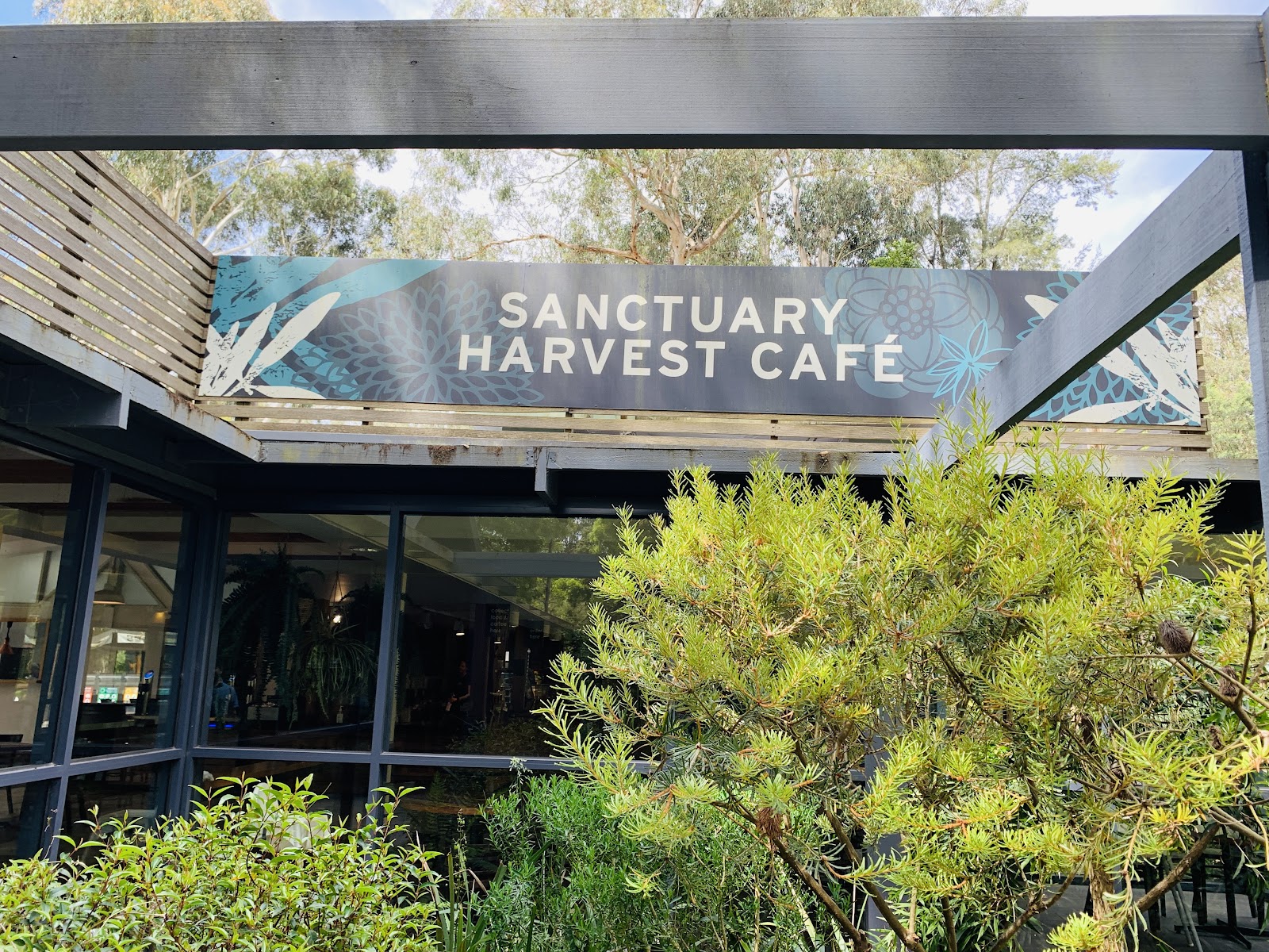 Sanctuary Harvest Zoo Cafe