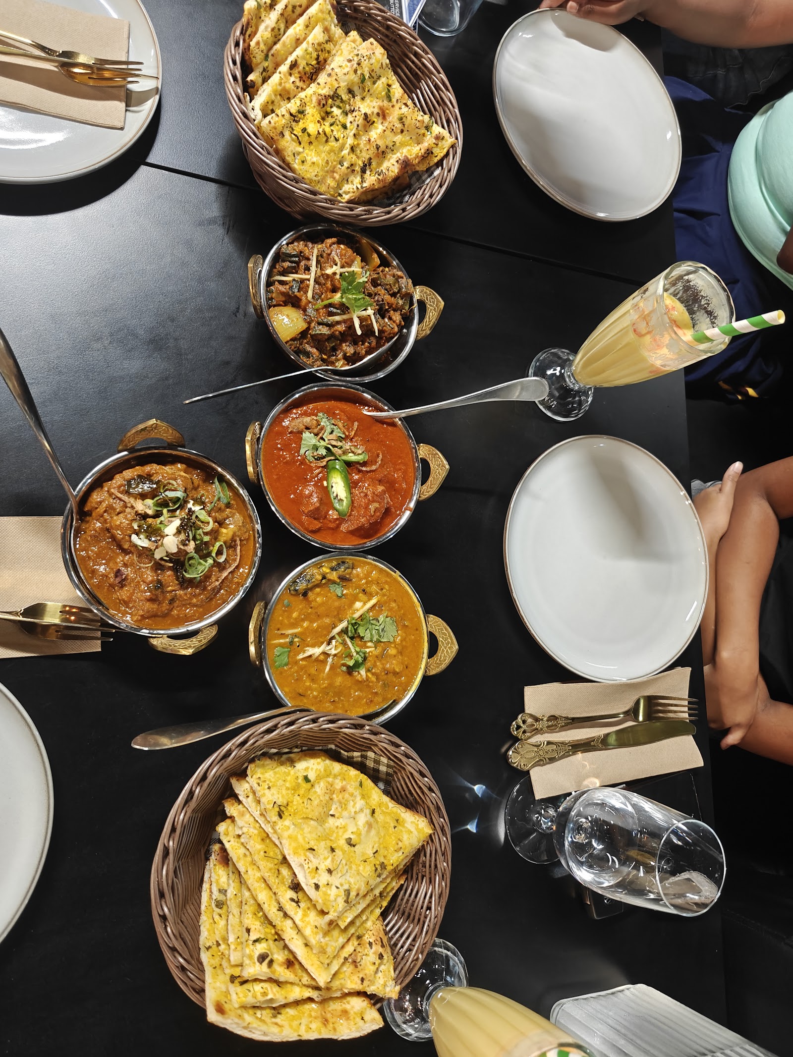 The Silver Oak Indian Restaurant & Cafe - Best Indian Punjabi Restaurant in swan valley