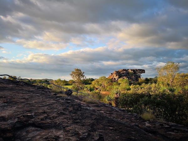 우비르 암각화 유적지